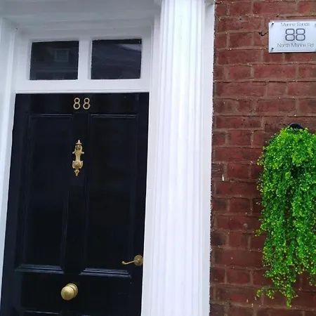 Seagrass - 88 North Marine Road شقة *