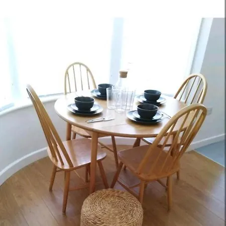 Seagrass - 88 North Marine Road * Scarborough