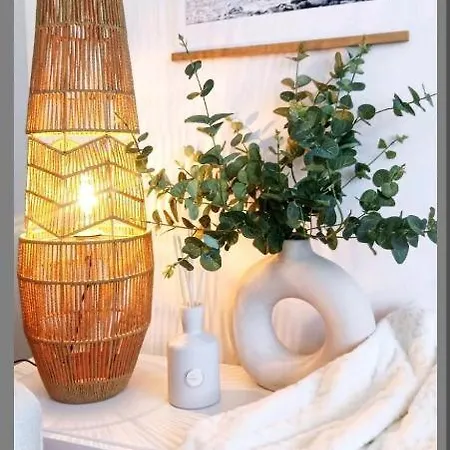 Seagrass - 88 North Marine Road *