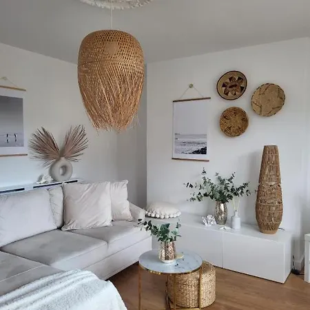 Seagrass - 88 North Marine Road *